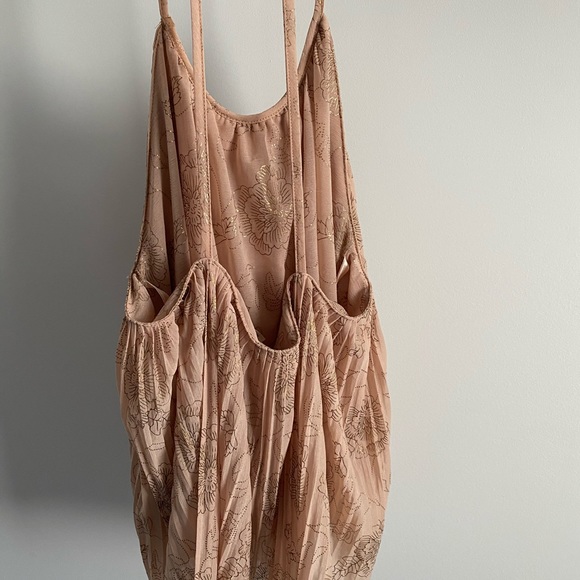 NWOT Flowy Blouse - Picture 3 of 4